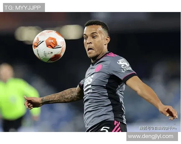 细数当红足球球星ins账号分享背后的人气故事与生活点滴